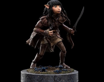 An Exquisite Vintage 2001 the Dark Crystal Jen Gelfling 12