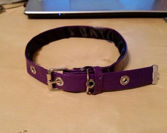 Purple collar