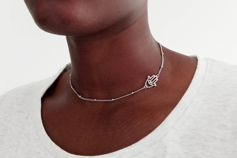 Collier Ras Du Cou Pour Les Femmes, Chanceux Hamsa Main Pendentif Avec Cristal Filles Longue Chaine Collier Brillant Strass Collier