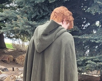 Full length cloak made of fleece for hobbits, adventurers, knights for Adults