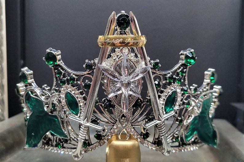 One tiara to rule them all: Lord of the rings inspired silver and green tiara preorder for next batch of tiaras 2Swords/Darktiara