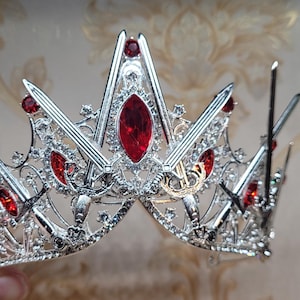 Iron throne inspired tiara