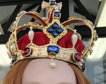 Royal Coronation Crown of Queen Elizabeth the 1st from the Tudor era