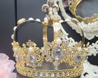 Royal crown coronation