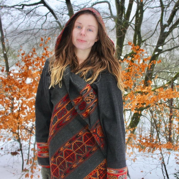 Hooded Geometric Cape Coat •  Boho Unisex Shamanic Cloak • Warm Blanket Shawl Scarf • Poncho Shawl for Women • Long Festival Earthy Jacket