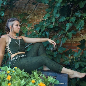 Tribal Cotton Leggings • Yoga Leggings Women • Natural Stretch Cotton Comfy Hot Yoga Pants • Peyote Leggings • Calluna Clothing