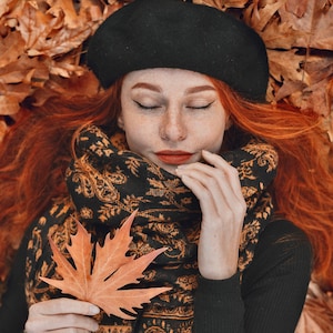 Paisley Schal • Unisex Boho Decke • Suraya Schal • Festival Decke Schal • Vegan Wolle Cape • Warme Winter Schals für Frauen • Calluna