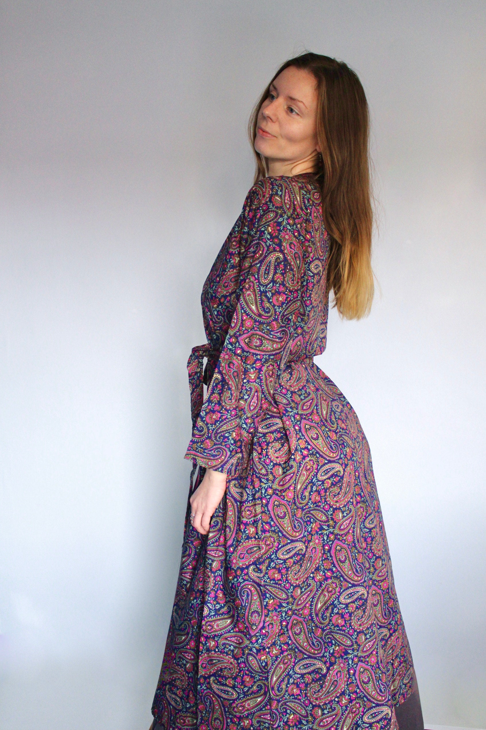 Riya Kimono (Midnight Paisley)