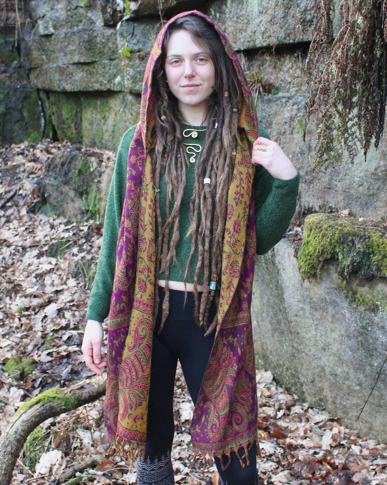 Paisley Kapuzenschal • Unisex Boho Kapuzen Schal Wrap • Decke Hoodie Suraya Schal • Vegan Wolle Kapuzen-Schal Cape • Warme Schals Frauen • Calluna Bild 3