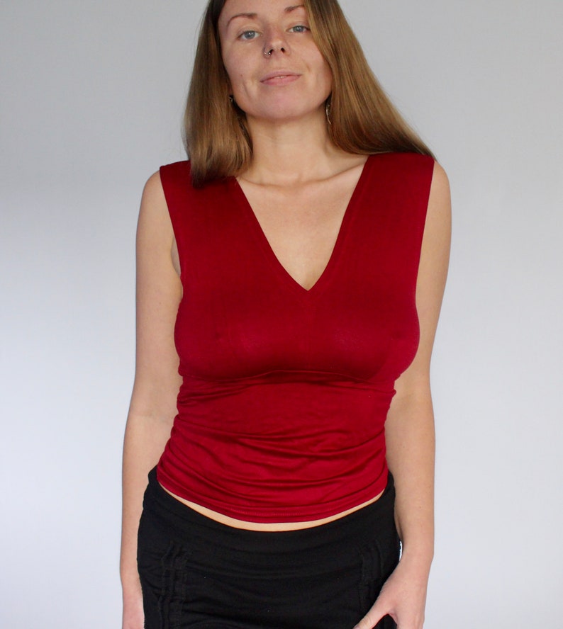v neck tank with built in bra