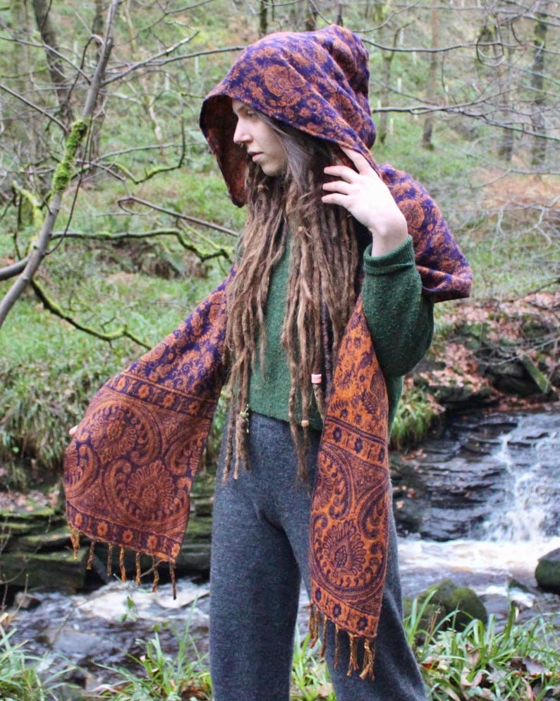 Paisley Kapuzenschal • Unisex Boho Kapuzen Schal Wrap • Decke Hoodie Suraya Schal • Vegan Wolle Kapuzen-Schal Cape • Warme Schals Frauen • Calluna Rust