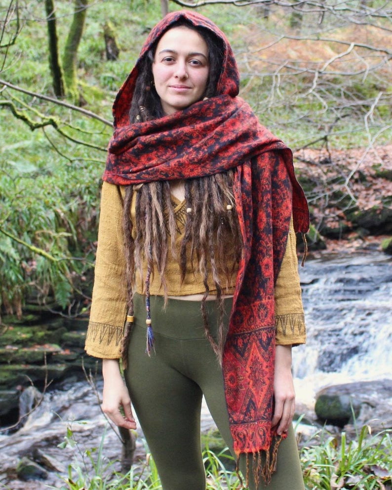 Paisley Kapuzenschal • Unisex Boho Kapuzen Schal Wrap • Decke Hoodie Suraya Schal • Vegan Wolle Kapuzen-Schal Cape • Warme Schals Frauen • Calluna Bild 10
