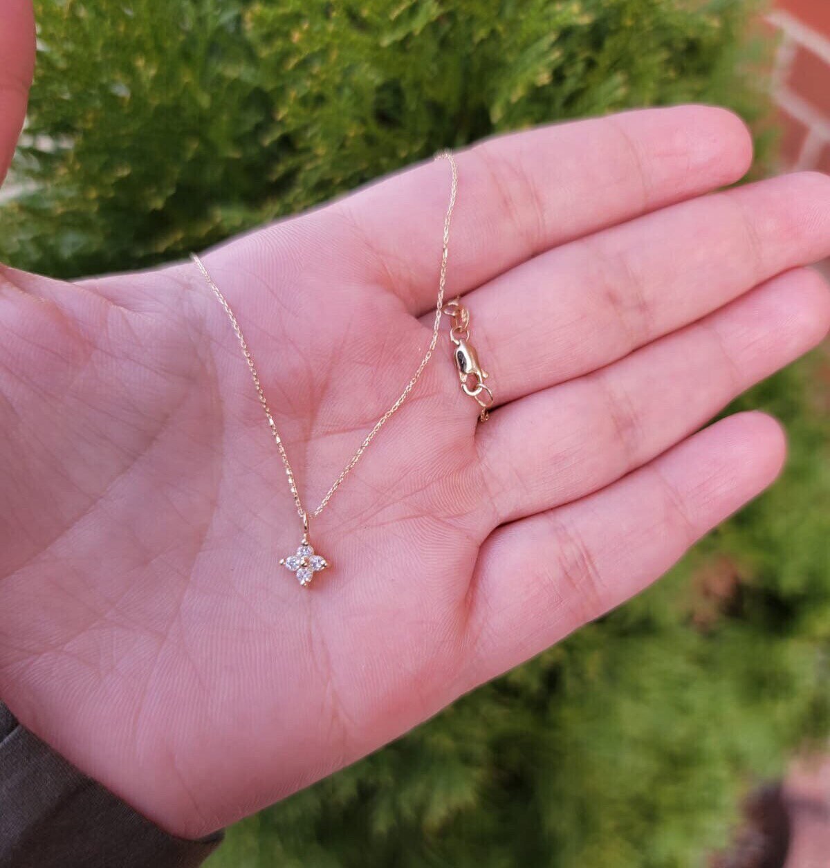 Diamond Clover Necklace in 14k Solid 