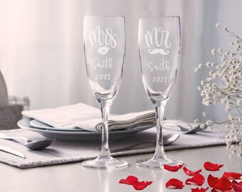 Set Regalo Mr & Mrs Calici Da Champagne A Forma Di Cuore Con Sottobicchiere - Personalizzabili Per Matrimonio E Anniversario - 2