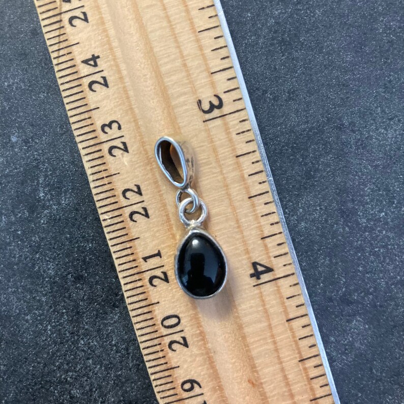 Vintage Sterling silver choker 925 sterling silver necklace pendant black onyx stone marked sterling