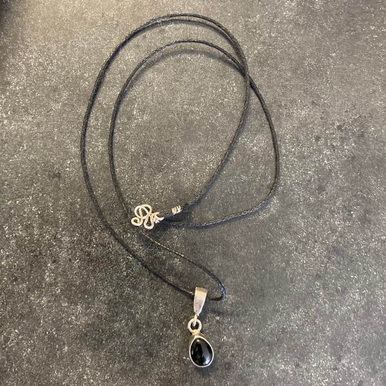Vintage Sterling silver choker 925 sterling silver necklace pendant black onyx stone marked sterling