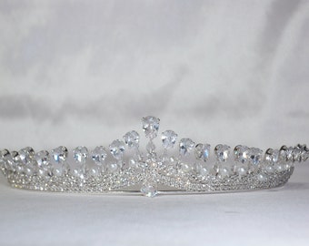 Rhinestone tiara crown, bridal tiara, prom tiara, Quenceanera tiara, birthday tiara, wedding crown, princess tiara, wedding tiara, headband