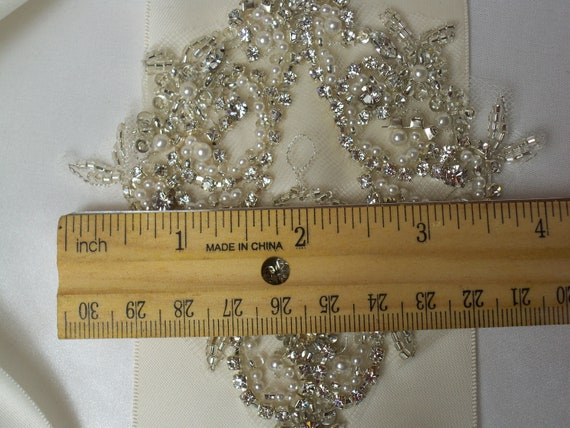 Ivory Beaded Bridal Belt Sash: Rhinestone Pearl Wedding  display picture 1