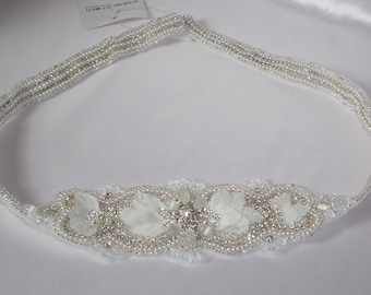 Rhinestone pearl beaded bridal blet sash, crystal bridal sash, crystal belt, bridal dress belt, bridal dress sash, wedding belt,wedding sash