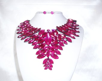 Hot pink rhinestone necklace, pageant necklace, prom necklace,Quenceanera necklace, statement necklace,bridal necklace, drag queen necklace