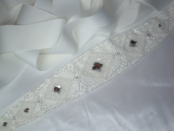 White Rhinestone Beaded Bridal Belt Sash: Wedding Dress  display picture 2