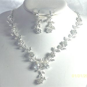 Silver floral vine rhinestone necklace set, bridal wedding MOB bridesmaid necklace, prom party formal pageant necklace, gift necklace set