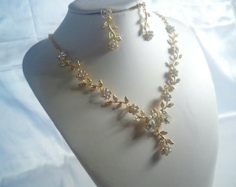 Gold floral vine rhinestone necklace set, bridal wedding MOB bridesmaid necklace, prom party Quinceanera pageant necklace, gift necklace set