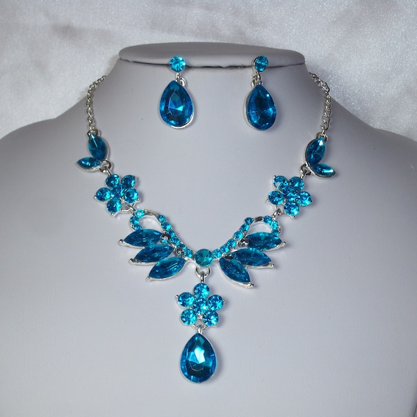 Aqua Blue Rhinestone Necklace and Earrings Set Wedding Bridal Necklace, Prom Necklace Pageant Bridesmaid Quinceanera Statement Party Formal