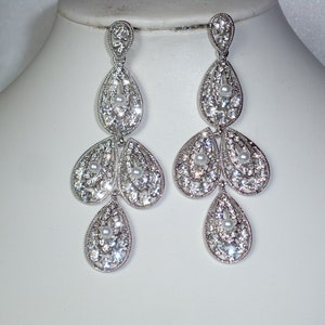 Rhinestone dangle earrings, rhinestone earrings,chandelier earrings,long dangle earrings, party earrings,statement earring,drag queen,bridal