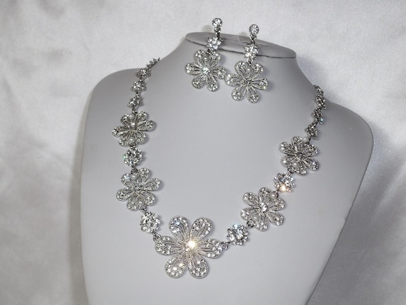 Rhinestone Flower Bridal Necklace: Statement Pageant Prom Jewelry
