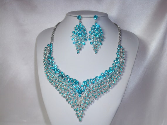 Aqua blue necklace sale
