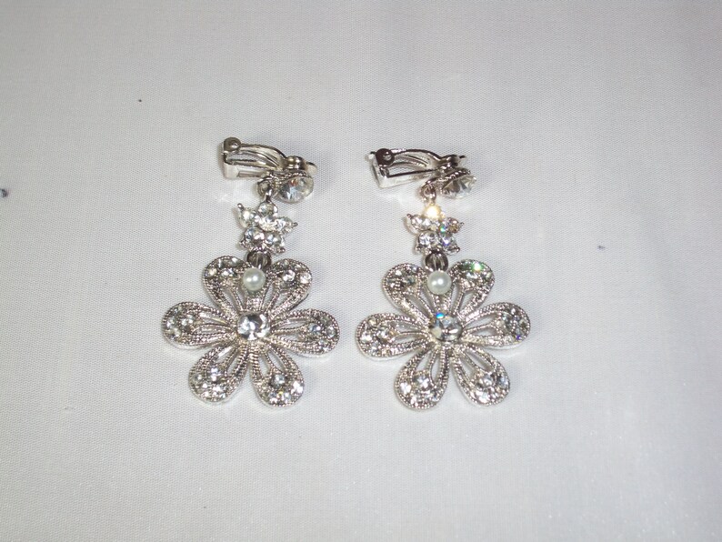 Rhinestone Flower Bridal Necklace: Statement Pageant Prom Jewelry image 3