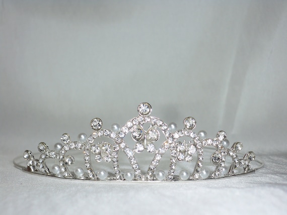 Rhinestone Pearl Tiara: Bridal, Prom, Quinceañera - Etsy display picture 2