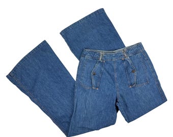 Vintage 70s Denim Bell Bottoms Mens Blue Jeans Double Zipper Waist Covered Pockets
