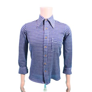 Vintage 1970s Navy Shirt Men&#39;s Extra Small White Circle Button Down Pointed Collar