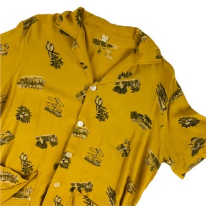 Vintage 1940s Cabana Set Men's Large Vacation Novelty Print Mustard Shirt Swim Trunks Shorts image 4