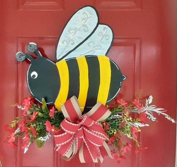 Honey Bee Wreath, Bee Wall Decor, Bumble Bee Door Hanger With Flowers,  Spring Wreath, Summer Door Wreath, Bee Door Sign, Bee Gifts for Her 