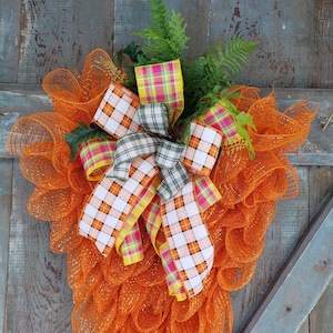 Easter Carrot Door Hanger, Easter Wreath, Spring Carrot for front door, Easter Door decoration, Spring door decor, deco exchange Easter