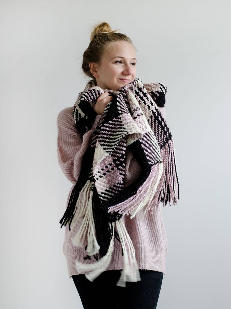 Misty rose, black and ecru checked handwoven scarf, boho style, soft shawl, winter boho wrap, alpaca wool, check, plaid weave image 4
