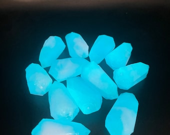 Kybers variante Nova V1 que brilla en la oscuridad