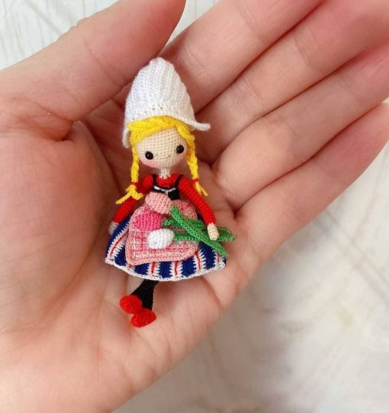 Crochet tiny doll Dollhouse Miniaturs Miniature crochet doll Amigurumi doll Home decor Handmade doll Art doll Interior doll Princess doll
