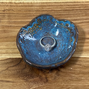 Ring dish or tea spoon rest