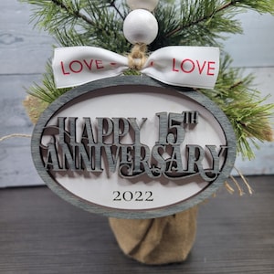 Feliz Aniversario Ornamento SVG Archivo Digital GLOWFORGE Laser Ready Christmas Ornament
