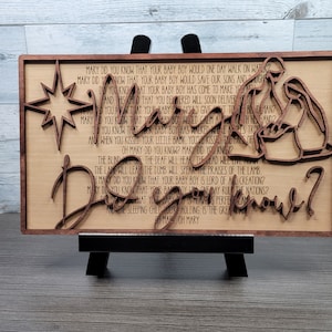 María, ¿sabías que hay un archivo SVG de letreros navideños listos para imprimir con láser?