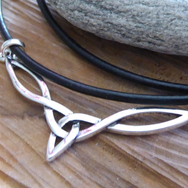 Leather chain *2 ~ delicate Celtic knot ~ high gloss silver ~ unisex ~ leather jewelry