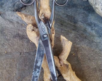 Antique large forged scissors - Old scissors for cutting a thick cloth - Metal scissors SOLINGEN - Vintage scissors - Primitive scissors