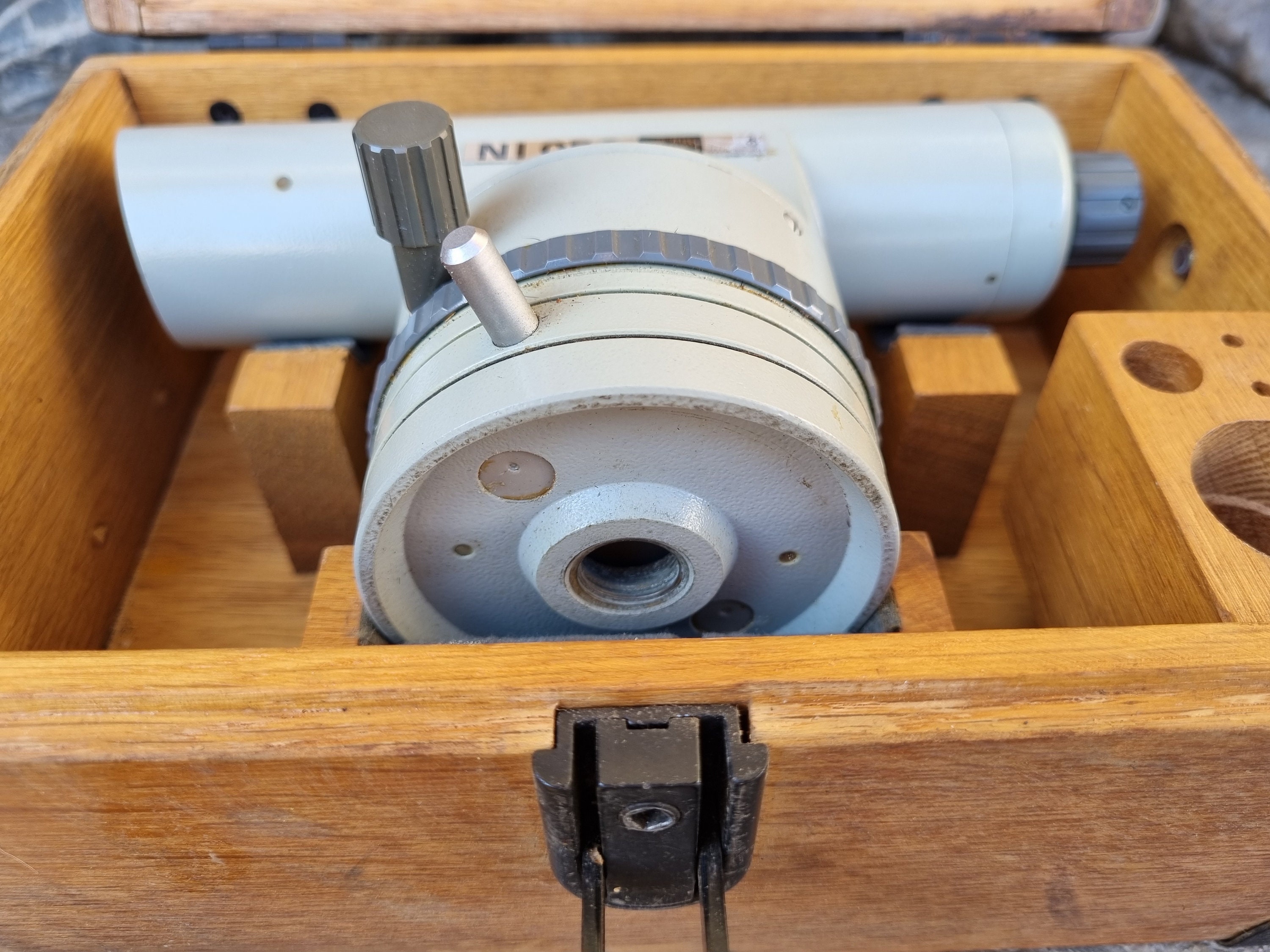 Vintage Theodolite Carl Zeiss Jena NI050 - Theodolite Vintage Theodolite Carl Zeiss Jena NI050 - Theodolite