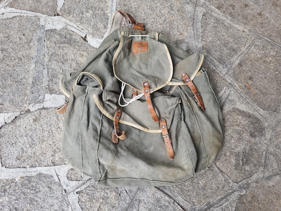 Vintage Big Canvas Backpack Old Military Backpack Compact Tourist Canvas Backpack  Backpack for Hunting and Fishing Rare Big Backpack 