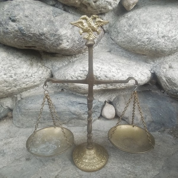 Antique Bronze Scales - Vintage scales - Pharmacy scales - Apothecary brass scales  with an eagle - Decorative jewelry scales - Gift Idea