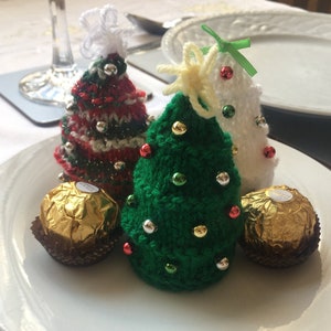 PDF instant download DK knitting pattern to make a mini Christmas tree to cover Ferrero Rocher Maltesers truffles Lindor chocolates